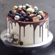 Chocolate Berry Heaven Cake (1 KG)