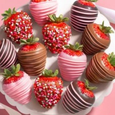Red Swiss Chocolate-Dipped Strawberries