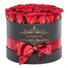 Red Roses in a Round Box