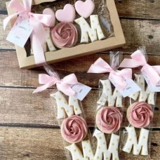 'MOM' Cookies