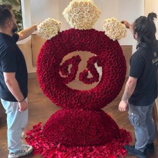 Diamond Proposal Ring Shape 1500 Red Roses (1500 roses - only front)