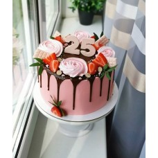 Fresh Strawberries And Pink Roses Cake