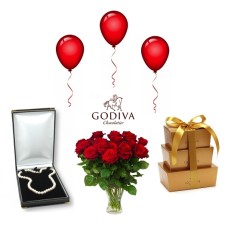 GODIVA Ballotin Box Tower & Freshwater Pearls & Roses Gift Set