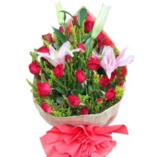 18 Rainbow Tulips Box