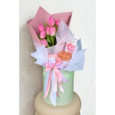 Sweet Tulip Hatbox
