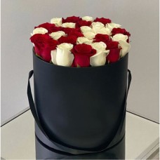 Red & White Roses Box