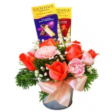 Romancing Godiva â€“ Flower & Chocolate Gift