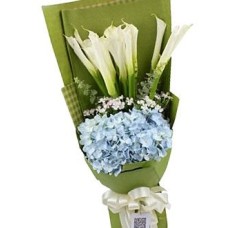 Gorgeous Kayla - Flower Bouquet (Basic Gorgeous Kayla - 5 Calla Lily and 1 stalk Hydrangea Flower Bouquet)