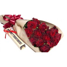Supreme Romance (Chocolates And Red Roses)