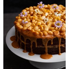 â€‹â€‹Macadamia Salted Caramel Cake