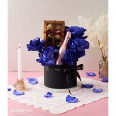 Romantic Blue Roses Wine Gift Box