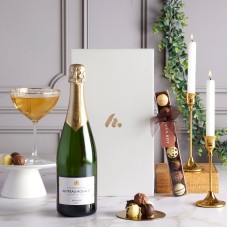 Champagne &amp; Truffles Hamper
