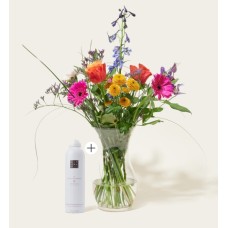 Flowers Field Bouquet Eloise with Rituals Sakura Foaming Shower Gel