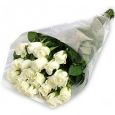 18 White Roses