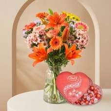 Seasonal Rays & Lindt LINDOR Heart Bouquet
