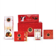 Maxim's "100% Gourmet" box