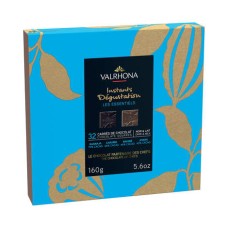 Les Essentiels Valrhona dark and milk chocolate box 32 squares