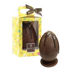 Gourmet egg made with dark and milk chocolate and Piedmont hazelnut pieces
