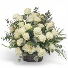 Funeral composition in a basket