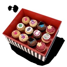 Box of 12 Medium Good Luck Cupcakes