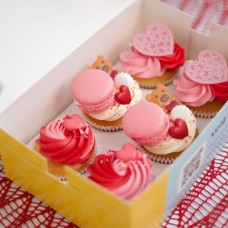 Valentine Cupcakes (6 pieces)