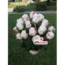 Flower arrangement in a Basket 25 White Roses
