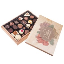 Bloom - A box with flowers