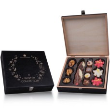 Christmas set with peanut pralines