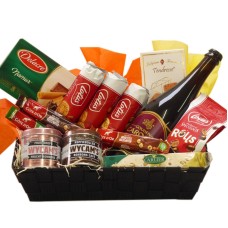 Belgian Gift Basket With Gouden Carolus Classic As A Gift