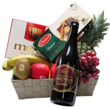 Fruit basket with Belgian biscuits, beer and chocolate