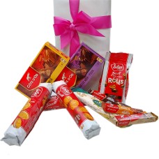 Belgian Gift Package With Cookies, Nougat And Chocolate
