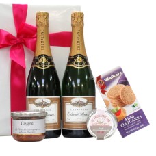 Duo Premier Cru Champagne And Appetizers
