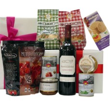 Lalande De Pomerol And International Treats As A Gift