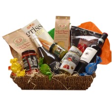 Italian gift basket with red wine Prosecco and pasta