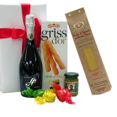 Italian Gift Package With Pasta And Goodies