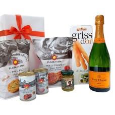 Veuve Clicquot gift with Italian and Spanish snacks