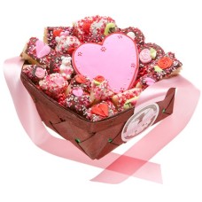 18 Pc Romantic Basket
