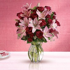 Lavish Love by Teleflora