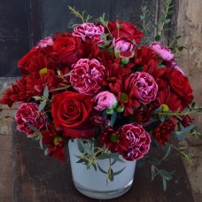 Bouquet with red roses