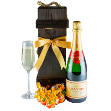 The Grand - Gift Hamper