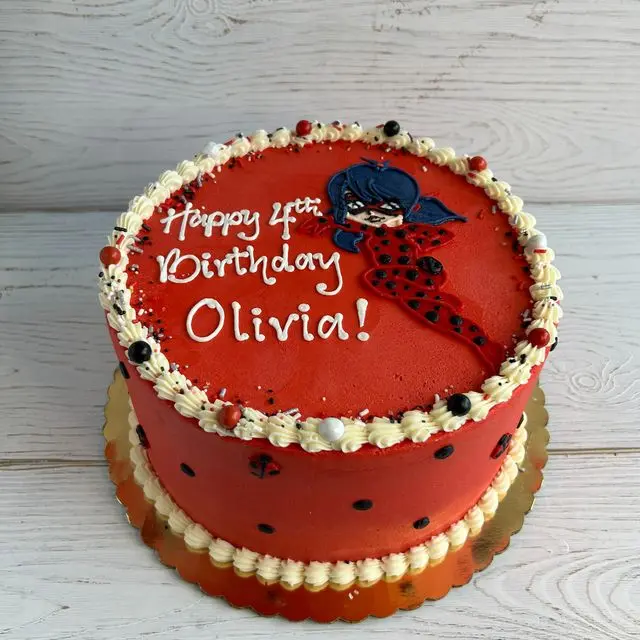 Miraculous Ladybug Cake