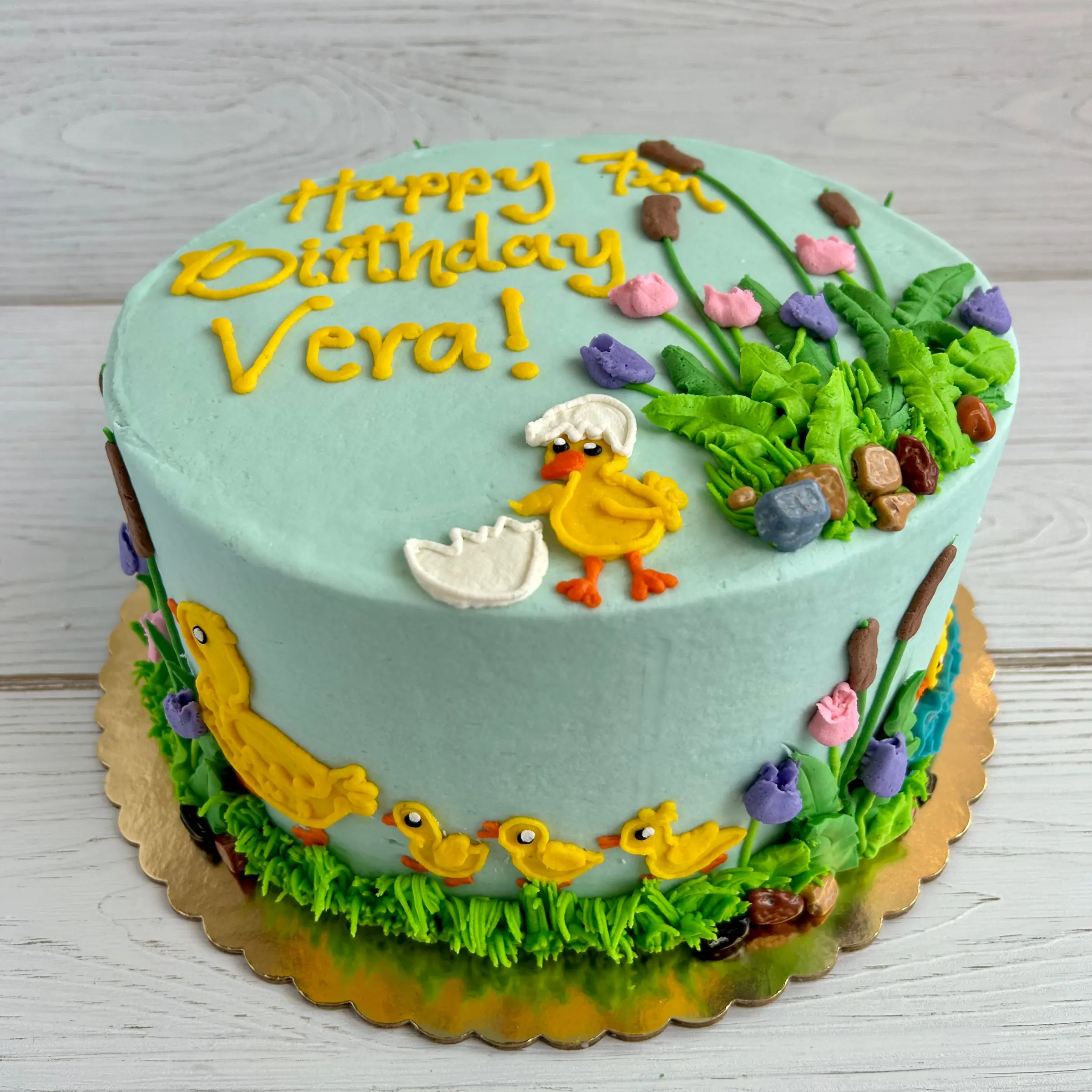 Mama and Baby Ducks Cake