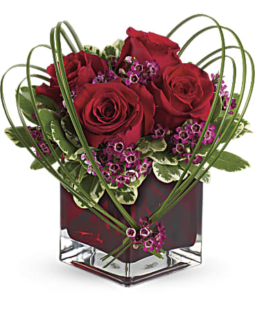 Sweet Thoughts Bouquet with Red Roses (Standard)
