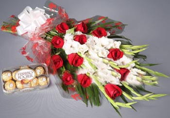 Mixed Flower With Ferrero Rocher Chocolate