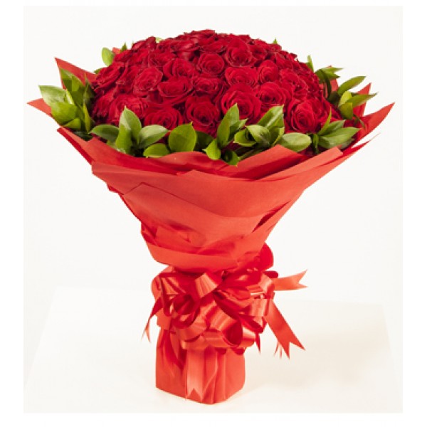 30 Pieces Red Roses In A Bouquet