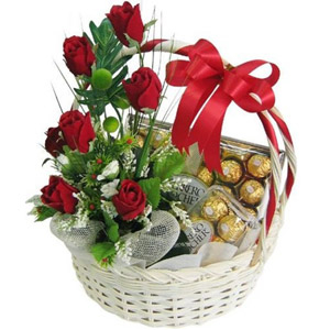 (29) Chocolate bouquet and ice cream