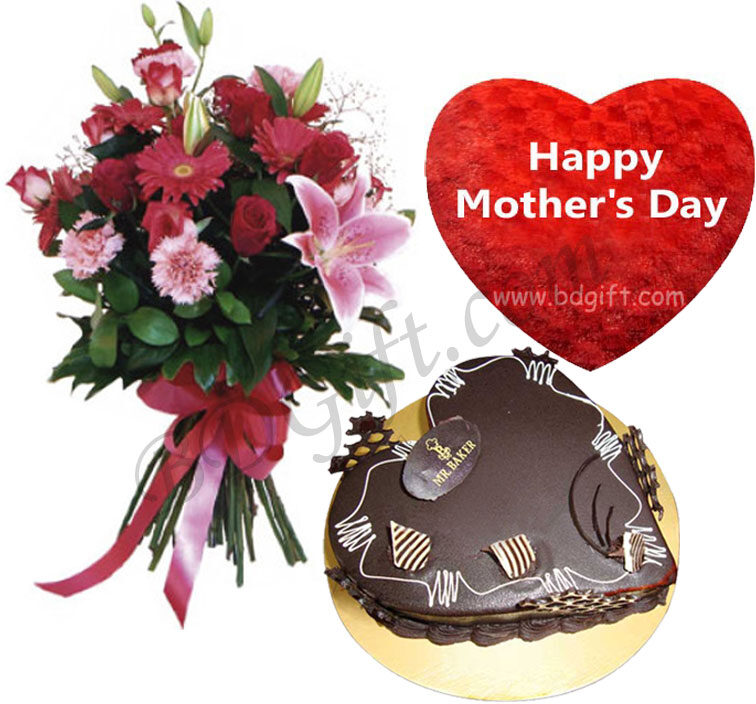 (005) Cake W/ Mixed Flowers in Bouquet & Mother' s Day Heart shaped pillow