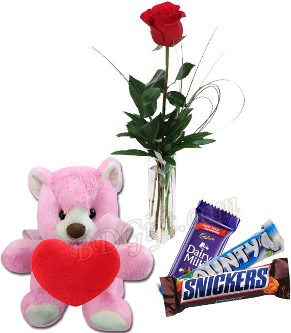 Rose with bear and chocolates