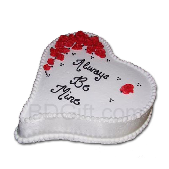 3.3 Pounds Vanilla Heart Cake