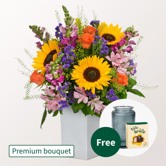 Premium Bouquet GroÃŸe Freude with Premium Vase & Halloren Balls